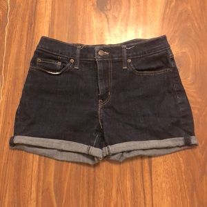 LEVIS | Mid Length Shorts | 29